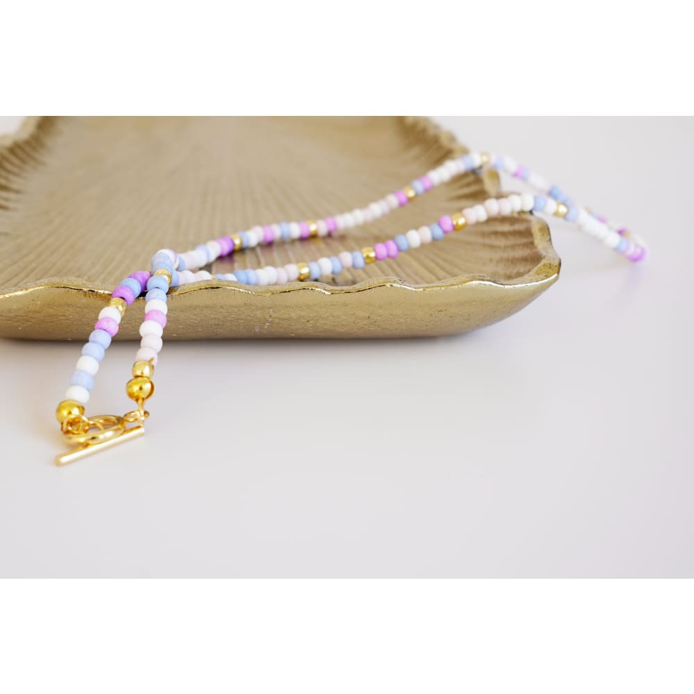 pretty soft purples necklace