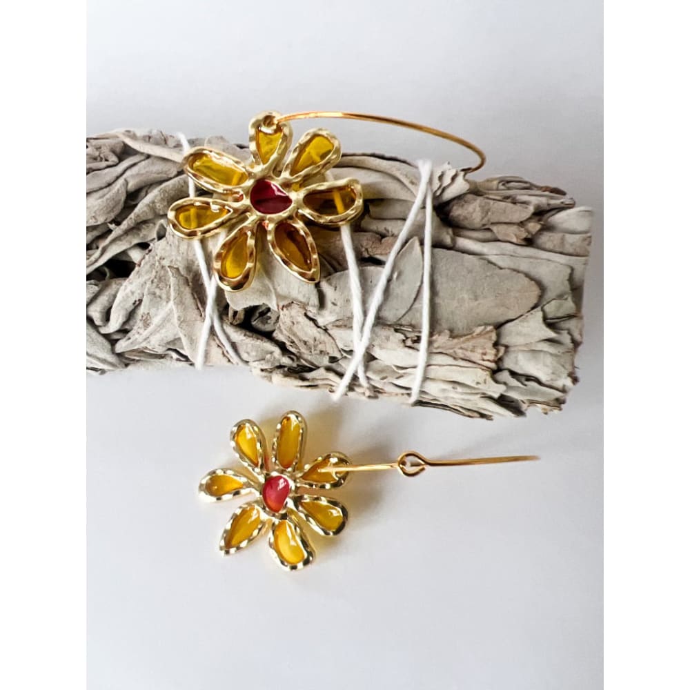 Wall Flower Dangles - Dangle Earrings