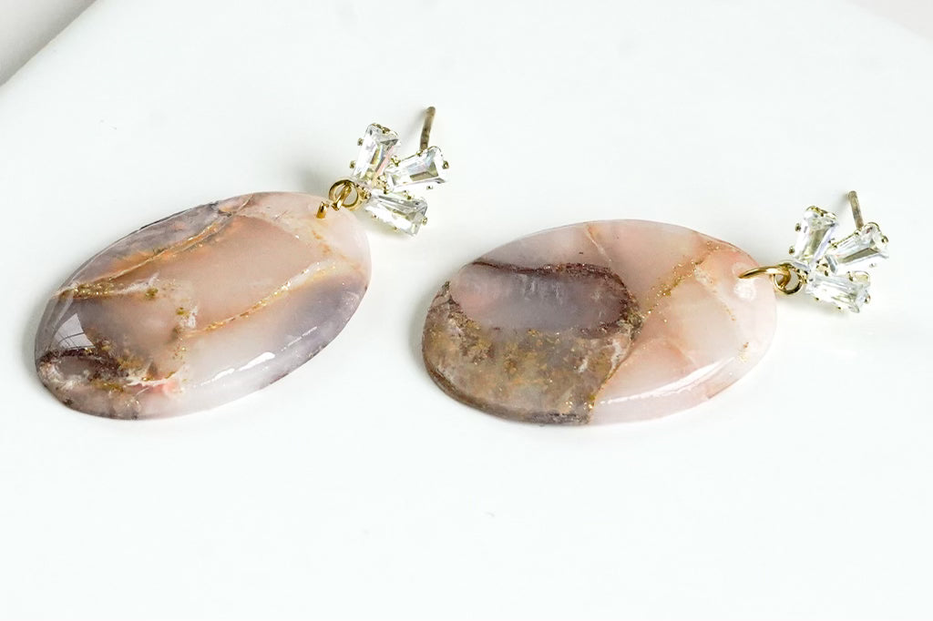 Fall Oval Agate Dangle - Gold Arrow Studios 